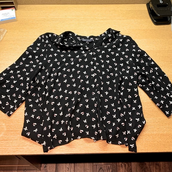 Butterfly shirt🦋 - Picture 1 of 4